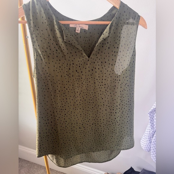 Les Serein Dark Green and Black Dotted Sleeveless Blouse size S - Picture 1 of 3